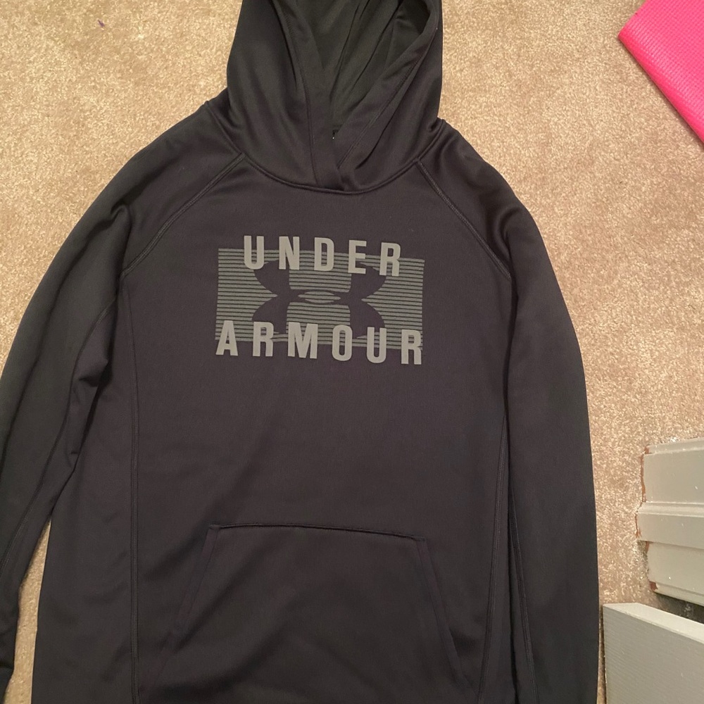 Brand new under armour women’s sweatshirt